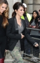 Girls_Aloud_outside_Radio_1_and_2_Studios_12_11_12_2817929.jpg