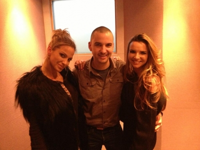 Sarah_and_Nadine_at_Gaydar_Radio_12_11_12_28129.jpg