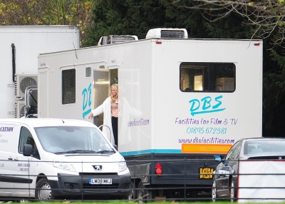 Girls_Aloud_on_the_set_of_BCYLM_trailers_26_11_12_281629.jpg