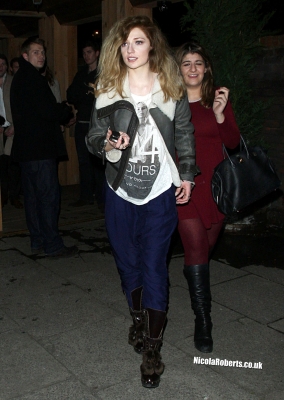 Nicola_Roberts_leaving_Bodos_Schloss2C_London_27_11_12_282029.JPG
