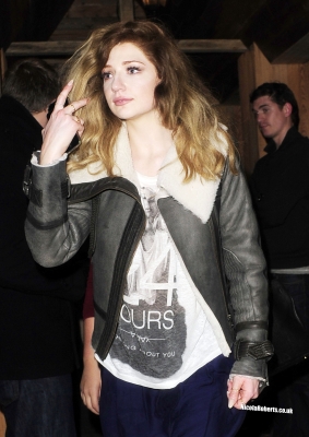 Nicola_Roberts_leaving_Bodos_Schloss2C_London_27_11_12_28329.JPG