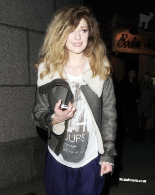 Nicola_Roberts_leaving_Bodos_Schloss2C_London_27_11_12_28629.JPG
