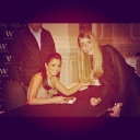 Имя файла=Cheryl_Cole_signs_copies_of_her_book__My_Story__in_London_01_12_12_283329.jpg
Размер файла=70КБ
Размеры=612x612
Дата=Дек 04, 2012 Cheryl_Cole_signs_copies_of_her_book__My_Story__in_London_01_12_12_283329.jpg
