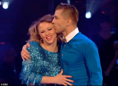Cheryl_and_Nicola_on_SCD_15_12_12_28429.jpg