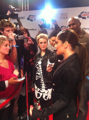 Cheryl_Cole_at_Capital_FM_Jingle_Bell_Ball_-_Day_1_08_12_12_283729.jpg
