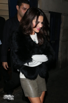 Cheryl_Cole_leaving_Cafe_de_Paris_L_Oreal_Xmas_Party_10_12_12_283829.jpg