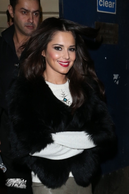 Cheryl_Cole_leaving_Cafe_de_Paris_L_Oreal_Xmas_Party_10_12_12_28529.jpg