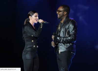 Cheryl_Cole_perform_Capital_FM_Jingle_Bell_Ball_Day_1_08_12_12_2811729.jpg