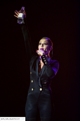Cheryl_Cole_perform_Capital_FM_Jingle_Bell_Ball_Day_1_08_12_12_2812629.jpg