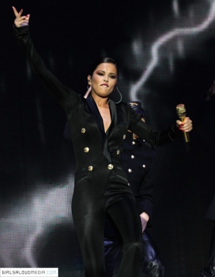 Cheryl_Cole_perform_Capital_FM_Jingle_Bell_Ball_Day_1_08_12_12_286429.jpg