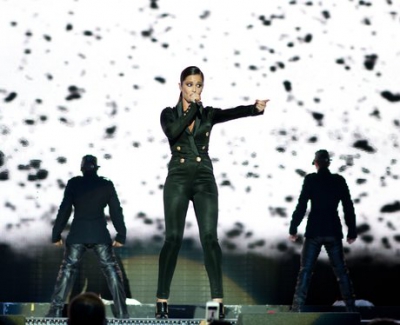 Cheryl_Cole_perform_Capital_FM_Jingle_Bell_Ball_Day_1_08_12_12_28929.jpg