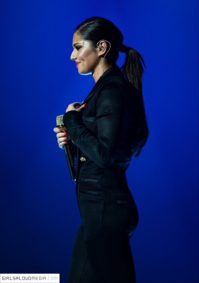 Cheryl_Cole_perform_Capital_FM_Jingle_Bell_Ball_Day_1_08_12_12_289429.jpg