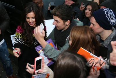 Girls_Aloud_arriving_at_BBC_Radio_1_14_12_12_2811029.jpg