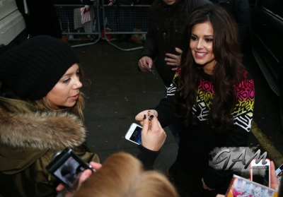 Girls_Aloud_arriving_at_BBC_Radio_1_14_12_12_2811129.jpg