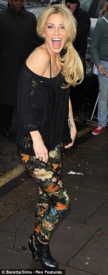 Girls_Aloud_arriving_at_BBC_Radio_1_14_12_12_281229.jpg