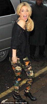 Girls_Aloud_arriving_at_BBC_Radio_1_14_12_12_28129.jpg
