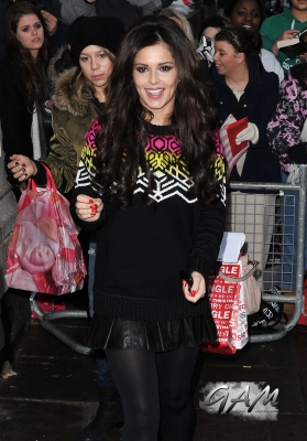 Girls_Aloud_arriving_at_BBC_Radio_1_14_12_12_2814129.jpg