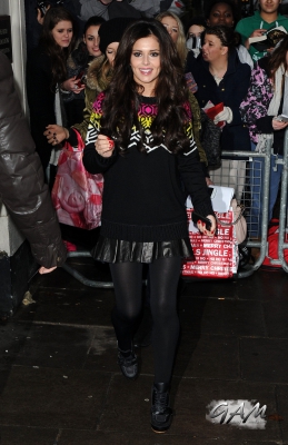Girls_Aloud_arriving_at_BBC_Radio_1_14_12_12_2814429.jpg