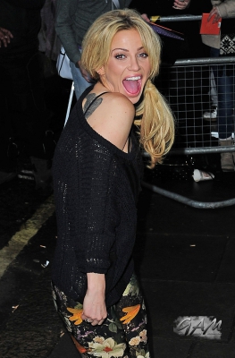 Girls_Aloud_arriving_at_BBC_Radio_1_14_12_12_285129.jpg
