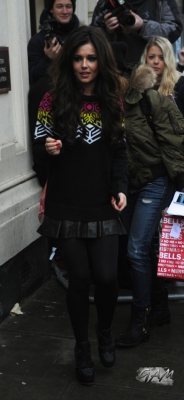 Girls_Aloud_arriving_at_BBC_Radio_1_14_12_12_287929.jpg