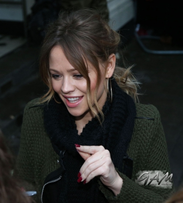 Girls_Aloud_arriving_at_BBC_Radio_1_14_12_12_289229.jpg