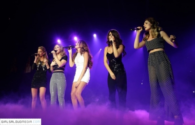Girls_Aloud_at_Capital_FM_Jingle_Bell_Ball_-_Day_2_09_12_12_2811029.jpg