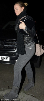 Leaving_a_Recording_Studio_12_12_12_28229.jpg