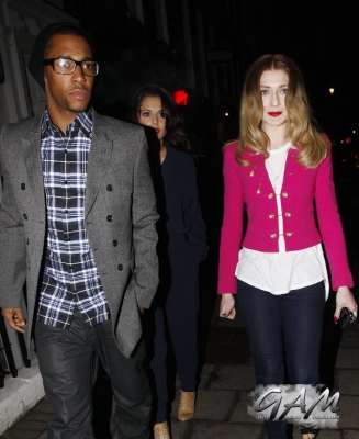 leaving_the_central_London_restaurant_13_12_12_281829.jpg