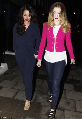 leaving_the_central_London_restaurant_13_12_12_28529.jpg