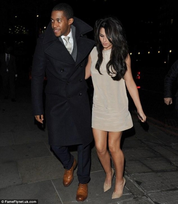 Cheryl___Tre_Holloway_step_out_for_a_romantic_dinner_last_night2C_15_12_12_28129.jpg