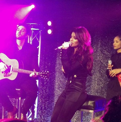Cheryl_performing_at_Rose_club_on_20_12_12_28129.jpg
