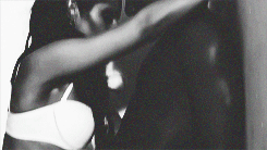 tumblr_mfkauzJbWA1r69ygno1_250.gif