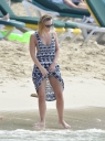 Kimberley_Walsh_on_holiday_in_the_Caribbean_080113_2812329.jpg
