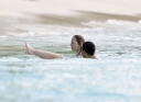 Kimberley_Walsh_on_holiday_in_the_Caribbean_080113_2813329.jpg