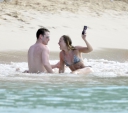 Kimberley_Walsh_on_holiday_in_the_Caribbean_080113_2814629.jpg
