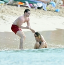 Kimberley_Walsh_on_holiday_in_the_Caribbean_080113_2814829.jpg