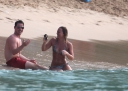 Имя файла=Kimberley_Walsh_on_holiday_in_the_Caribbean_080113_2821629.jpg
Размер файла=867КБ
Размеры=2432x1736
Дата=Янв 18, 2013 Kimberley_Walsh_on_holiday_in_the_Caribbean_080113_2821629.jpg