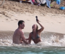 Имя файла=Kimberley_Walsh_on_holiday_in_the_Caribbean_080113_2821829.jpg
Размер файла=911КБ
Размеры=2106x1749
Дата=Янв 18, 2013 Kimberley_Walsh_on_holiday_in_the_Caribbean_080113_2821829.jpg