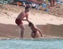 Имя файла=Kimberley_Walsh_on_holiday_in_the_Caribbean_080113_2822129.jpg
Размер файла=1214КБ
Размеры=2928x2304
Дата=Янв 18, 2013 Kimberley_Walsh_on_holiday_in_the_Caribbean_080113_2822129.jpg