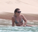Kimberley_Walsh_on_holiday_in_the_Caribbean_080113_286829.jpg