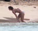 Kimberley_Walsh_on_holiday_in_the_Caribbean_080113_287129.jpg