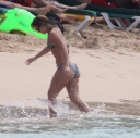 Kimberley_Walsh_on_holiday_in_the_Caribbean_080113_287229.jpg