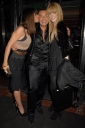 Имя файла=Cheryl_and_Nicola-Julien_Macdonald_Fashion_sho_16_09_23.jpg
Размер файла=38КБ
Размеры=399x600
Дата=Март 06, 2012 Cheryl_and_Nicola-Julien_Macdonald_Fashion_sho_16_09_23.jpg