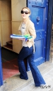 Имя файла=Kimberley_Walsh_outside_the_Theatre_Royal_18_05_12_281429.jpg
Размер файла=711КБ
Размеры=1850x3134
Дата=Фев 09, 2013 Kimberley_Walsh_outside_the_Theatre_Royal_18_05_12_281429.jpg