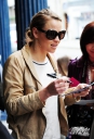 Kimberley_Walsh_outside_the_Theatre_Royal_18_05_12_28229.jpg