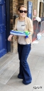 Имя файла=Kimberley_Walsh_outside_the_Theatre_Royal_18_05_12_28829.jpg
Размер файла=930КБ
Размеры=1850x3810
Дата=Фев 09, 2013 Kimberley_Walsh_outside_the_Theatre_Royal_18_05_12_28829.jpg