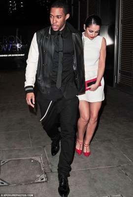 Cheryl_and_Kimberley_Leaving_a_London_restaurant_14_02_13_281529.jpg