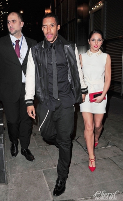Cheryl_and_Kimberley_Leaving_a_London_restaurant_14_02_13_282329.jpg