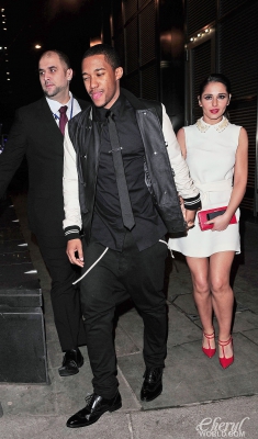 Cheryl_and_Kimberley_Leaving_a_London_restaurant_14_02_13_282429.jpg