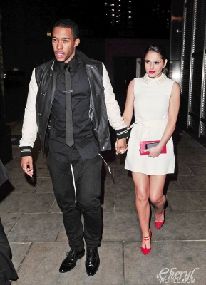 Cheryl_and_Kimberley_Leaving_a_London_restaurant_14_02_13_282829.jpg